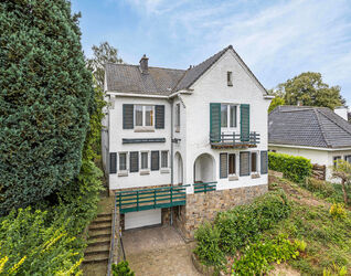Villa te koop in Sint-Pieters-Leeuw