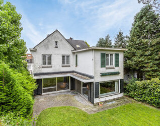 Villa te koop in Sint-Pieters-Leeuw