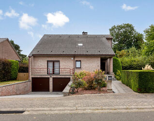 Villa te koop in Sint-Pieters-Leeuw