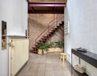Villa te koop in Sint-Pieters-Leeuw